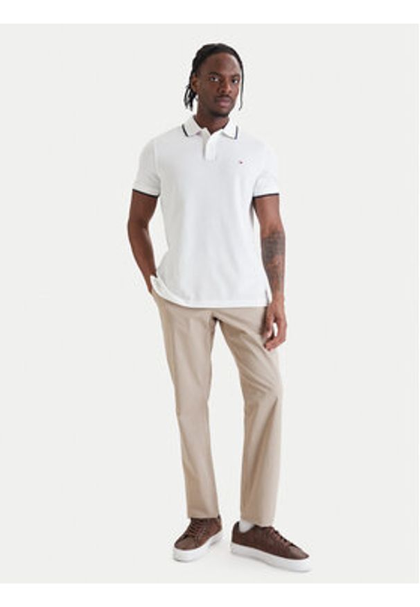 TOMMY HILFIGER - Tommy Hilfiger Polo Pique MW0MW42748 Biały Regular Fit. Typ kołnierza: polo. Kolor: biały. Materiał: bawełna