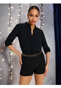Sinsay - Szorty z kieszeniami - czarny. Kolor: czarny. Materiał: materiał, włókno, skóra, wiskoza. Styl: elegancki