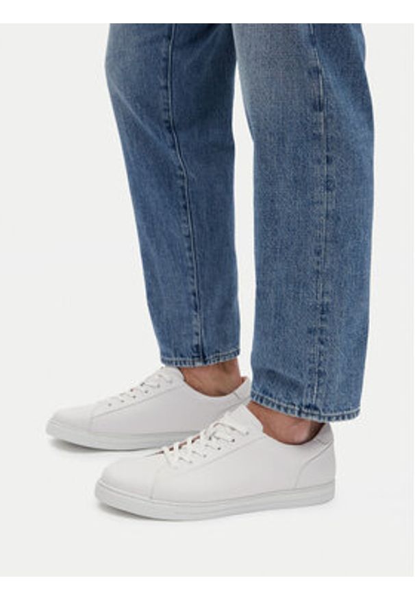 Gino Rossi Sneakersy OTSEGO-04 MI08 Biały. Kolor: biały. Materiał: skóra