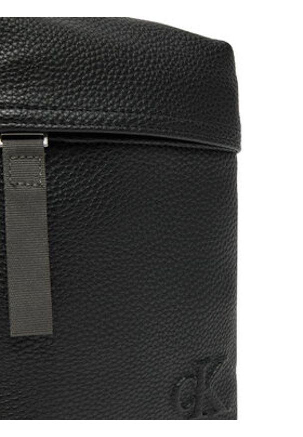 Calvin Klein Jeans Saszetka Cargo Reporter Bag LV04G3080G Czarny. Kolor: czarny. Materiał: skóra