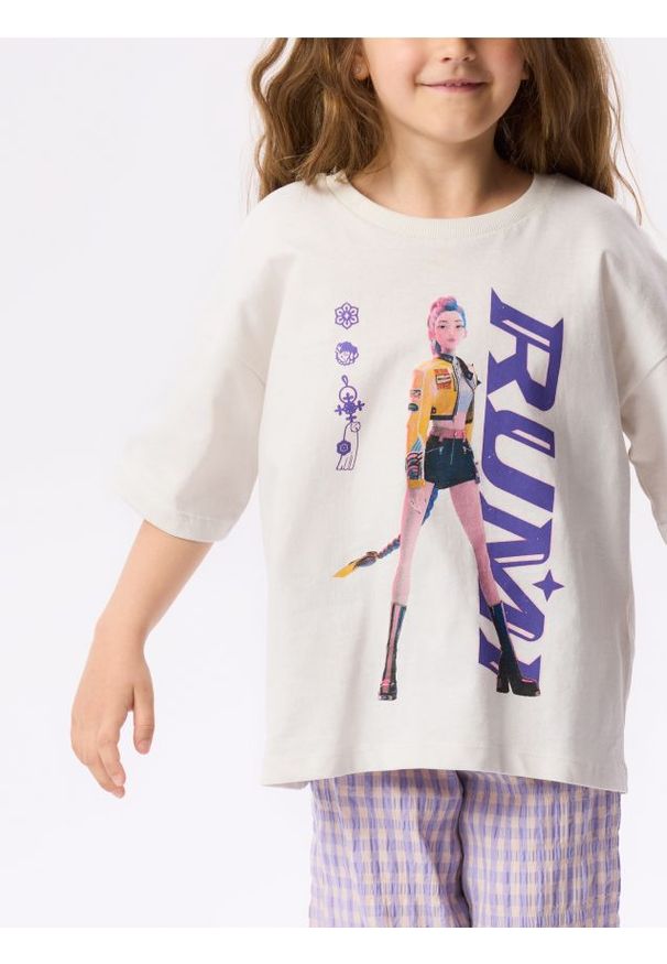 Reserved - T-shirt Kpop Demon Hunters™ - jasnoszary. Kolor: szary. Materiał: bawełna