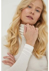 Bruuns Bazaar longsleeve z domieszką wełny Angela kolor beżowy z golfem. Typ kołnierza: golf. Kolor: beżowy. Materiał: wełna. Długość rękawa: długi rękaw. Długość: długie #2