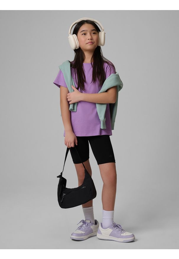 4f - 4F T-shirt regular gładki dziewczęcy - fioletowy 152 (11-12 lat). Okazja: na spacer, na co dzień, na uczelnię. Kolor: fioletowy. Materiał: dzianina, materiał, bawełna, skóra, jersey. Wzór: gładki. Sezon: lato. Styl: casual, klasyczny