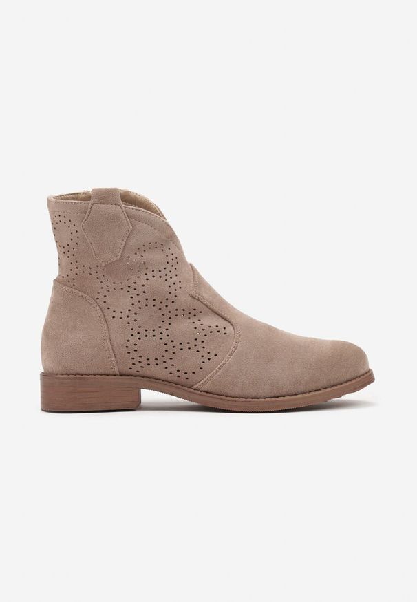 Born2be - Ciemnobeżowe Płaskie Botki Ażurowe w Stylu Boho Revalira. Okazja: do pracy. Kolor: beżowy. Materiał: satyna. Wzór: ażurowy. Styl: boho