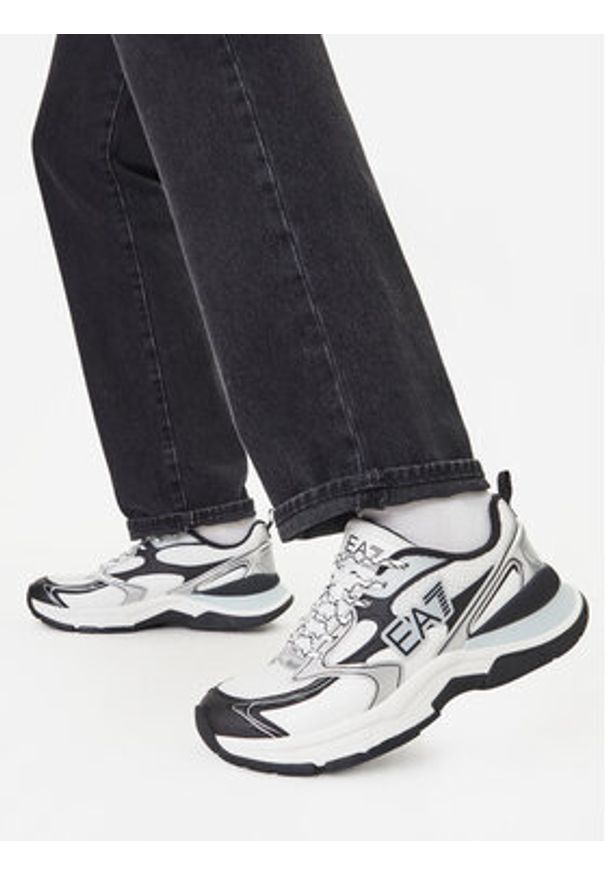 EA7 Emporio Armani Sneakersy X8X249 XK446 MZ492 Kolorowy. Materiał: skóra. Wzór: kolorowy