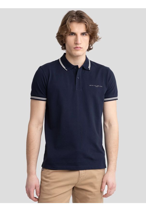 Big-Star - Koszulka męska polo granatowa Wladym 403. Okazja: na co dzień. Typ kołnierza: polo. Kolor: niebieski. Materiał: dzianina, materiał, jeans. Wzór: nadruk. Styl: elegancki, casual
