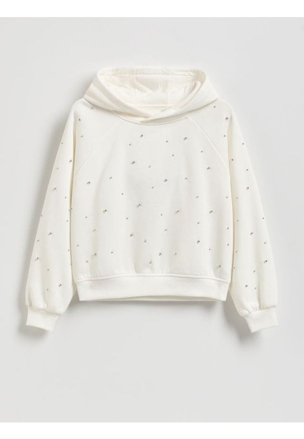 Reserved - Bluza z aplikacjami - złamana biel. Materiał: dzianina, bawełna. Długość: krótkie. Wzór: aplikacja