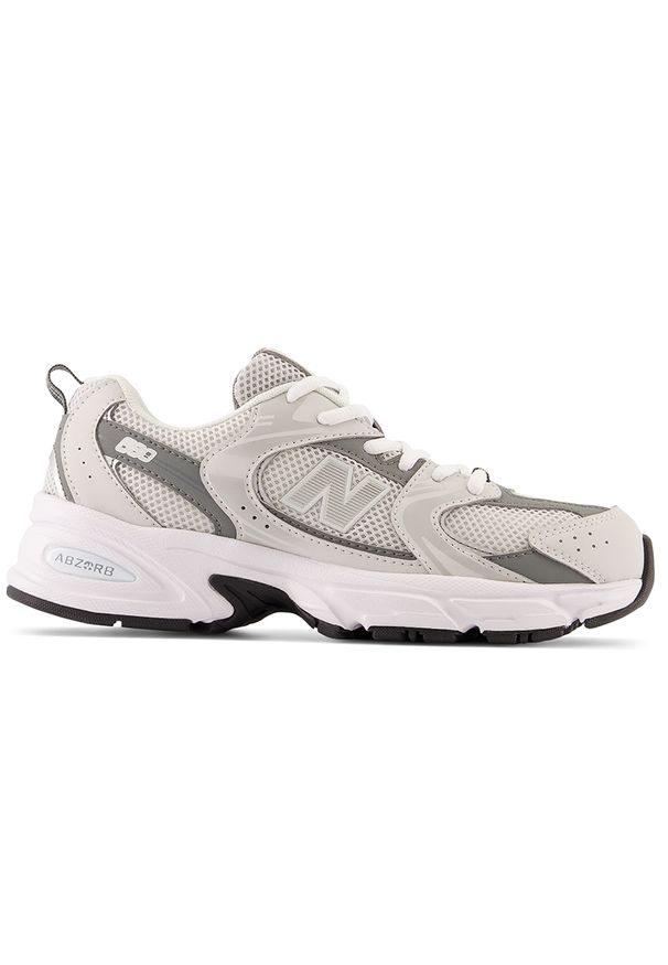 Buty dziecięce New Balance GR530CB – szare. Okazja: na uczelnię, na co dzień. Kolor: szary. Materiał: materiał, syntetyk, guma. Szerokość cholewki: normalna