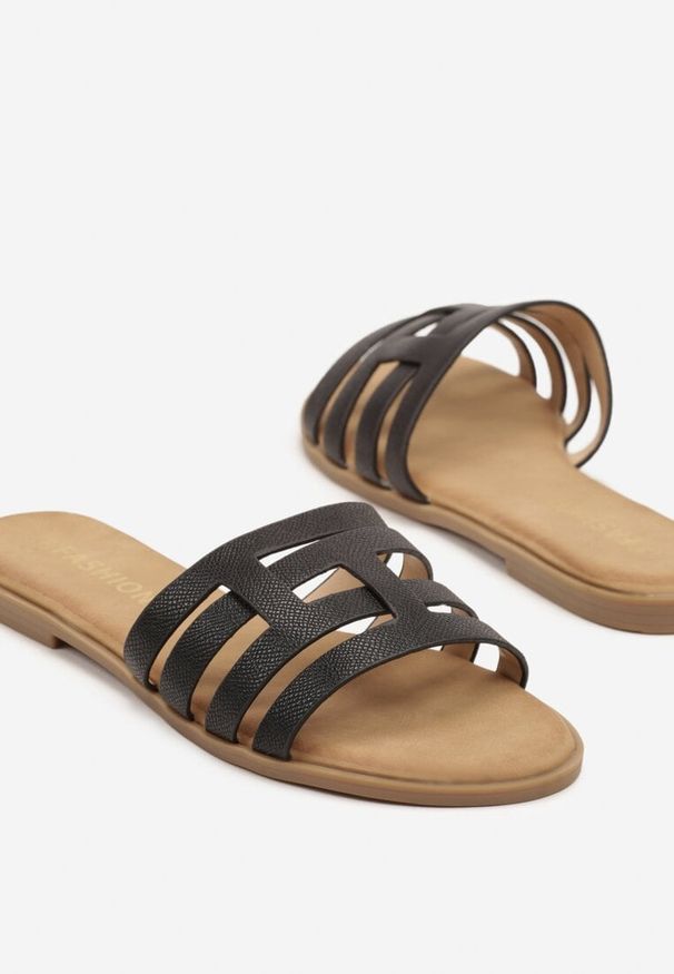 Renee - Czarne Klapki w Minimalistycznym Stylu z Przeplatanymi Paskami Esallie. Okazja: na spotkanie biznesowe, na spacer. Kolor: czarny. Styl: biznesowy, elegancki