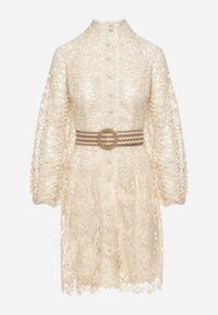 Born2be - Jasnobeżowa Sukienka z Paskiem Demamia. Okazja: na co dzień. Typ kołnierza: kołnierzyk stójkowy. Kolor: beżowy. Materiał: koronka, materiał. Długość rękawa: długi rękaw. Typ sukienki: proste. Styl: casual. Długość: mini #5