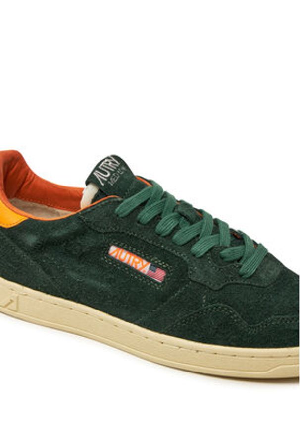 AUTRY Sneakersy FLLMUL02 Zielony. Kolor: zielony. Materiał: skóra, zamsz