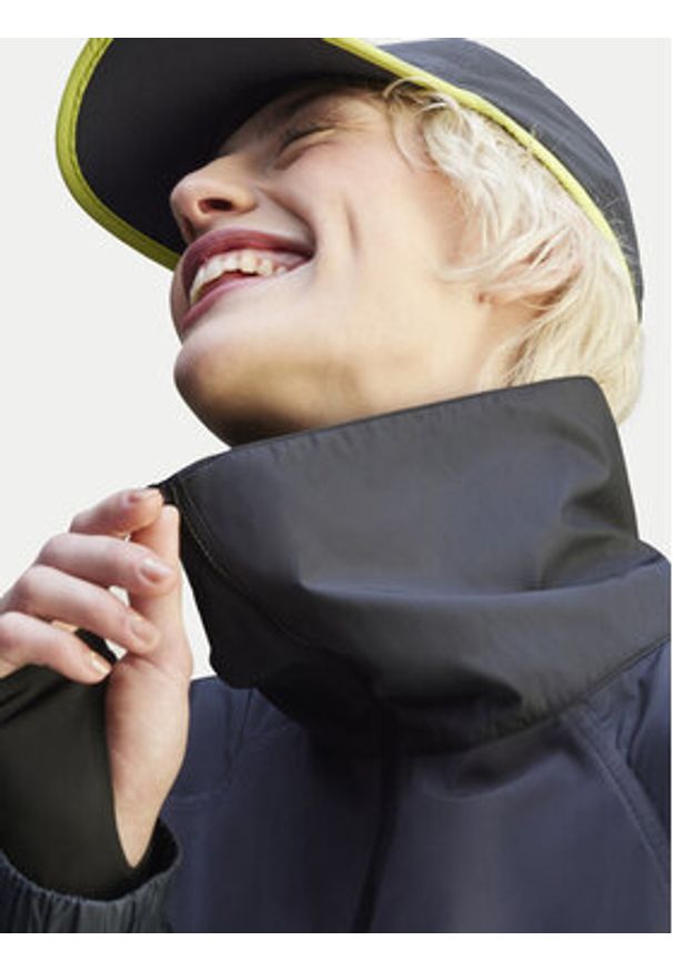 Adidas by Stella McCartney - adidas by Stella McCartney Kurtka anorak Stella McCartney True Nature JG1066 Czarny Oversize. Kolor: czarny. Materiał: syntetyk