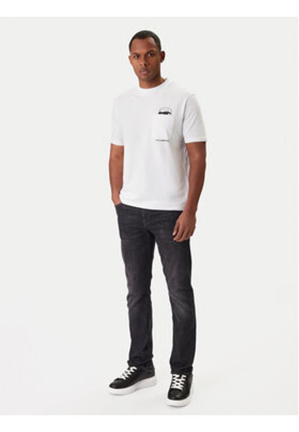 Karl Lagerfeld - KARL LAGERFELD T-Shirt 755047 561221 Biały Regular Fit. Typ kołnierza: dekolt w karo. Kolor: biały. Materiał: bawełna