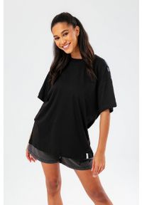 Hype t-shirt damski kolor czarny. Kolor: czarny. Wzór: aplikacja