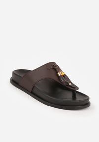 Renee - Brązowe Klapki Japonki z Frędzlami Dalirea. Kolor: brązowy. Materiał: prążkowany. Sezon: lato. Styl: elegancki #3