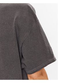 BDG Urban Outfitters T-Shirt 76471812 Czarny Regular Fit. Kolor: czarny. Materiał: bawełna