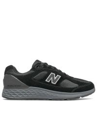 Buty New Balance MW1880B1 - czarne. Okazja: na co dzień, na spacer. Kolor: czarny. Materiał: guma, zamsz. Szerokość cholewki: normalna. Sport: turystyka piesza, fitness
