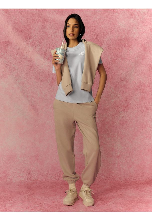 4f - 4F T-shirt relaxed z nadrukiem damski - niebieski XS. Okazja: na co dzień. Kolor: niebieski. Materiał: materiał, bawełna, skóra, dzianina. Wzór: nadruk. Styl: casual