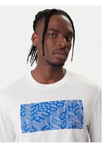 Hugo - HUGO T-Shirt Nierofix 50554369 Biały Regular Fit. Kolor: biały. Materiał: bawełna #5