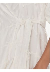 Selected Femme Sukienka 16089220 Biały Regular Fit. Kolor: biały. Materiał: bawełna