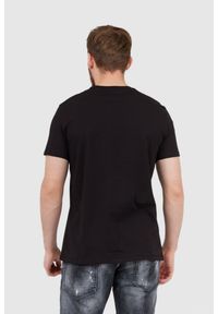 Armani Exchange - ARMANI EXCHANGE Czarny t-shirt męski z aplikacją z logo. Kolor: czarny. Materiał: prążkowany. Wzór: aplikacja #2