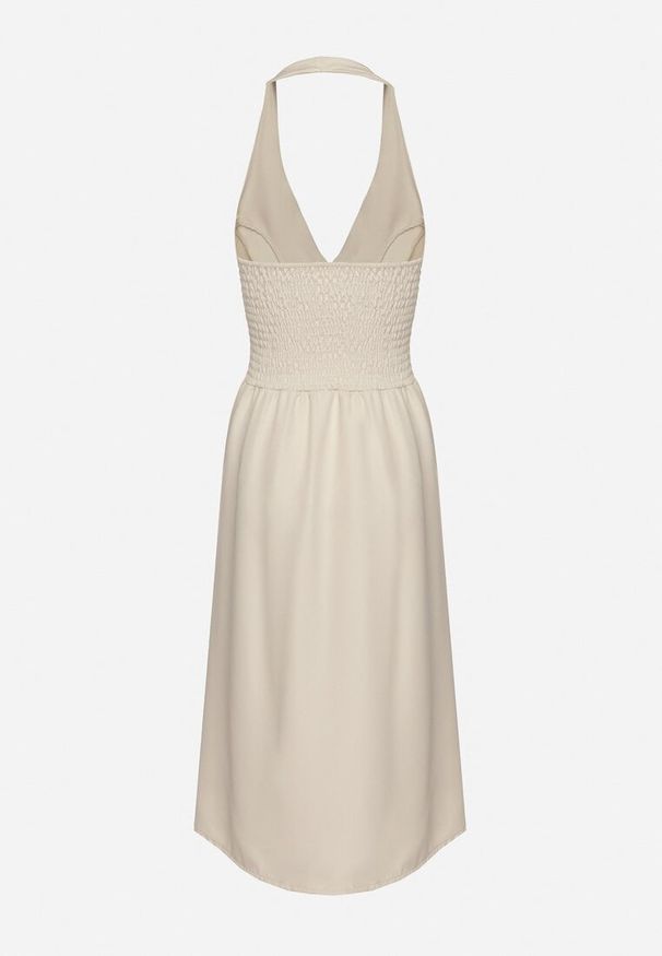 Born2be - Biała Sukienka na Szyję z Ozdobnymi Guzikami Folorea. Kolor: biały