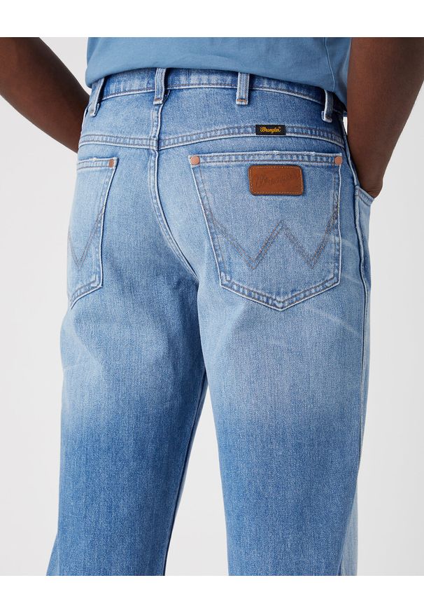 Wrangler - WRANGLER TEXAS MĘSKIE SPODNIE JEANSOWE WAVE LENGTH W121EI521