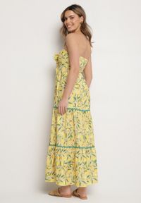 Born2be - Żółta Sukienka w Cytryny z Kokardą Galadessa. Okazja: na randkę, na co dzień. Typ kołnierza: kokarda. Kolor: żółty. Sezon: lato. Styl: casual, elegancki #6