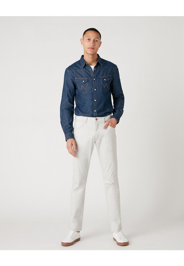 Wrangler - WRANGLER SPODNIE MĘSKIE GREENSBORO VAPOUR GREY W15QWAB26 112127118