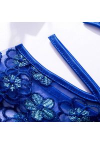 Intica - Komplet bielizny z drobnym wzorem i przezroczystymi wstawkami Solja. Kolor: niebieski. Materiał: materiał. Wzór: paski #8