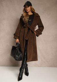 Renee - Brązowy Płaszcz w Eleganckim Stylu z Kieszeniami i Wiązanym Paskiem Zoledi. Okazja: na co dzień. Kolor: brązowy. Materiał: jeans. Sezon: wiosna, jesień. Styl: elegancki #4