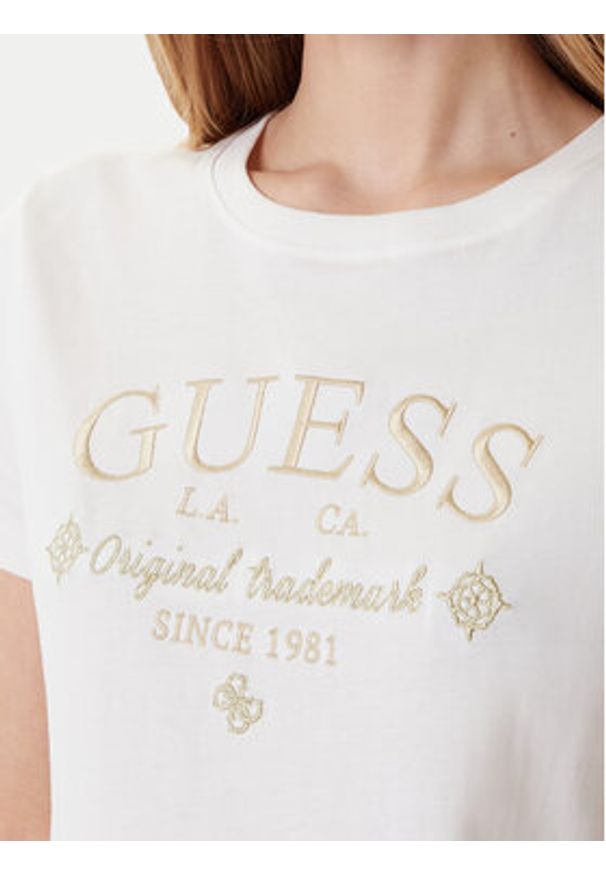 Guess T-Shirt V5YI03 I3Z14 Biały Regular Fit. Kolor: biały. Materiał: bawełna