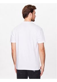 Primitive T-Shirt 2Pac P14377 Biały Regular Fit. Kolor: biały. Materiał: bawełna