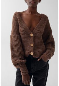 Marsala - Sweter z guzikami/kardigan w kolorze BRĄZOWYM Z EFEKTEM MELANŻU - MONACO BROWN MELANGE. Kolor: brązowy. Materiał: wełna, jeans, akryl. Wzór: melanż. Styl: elegancki #1