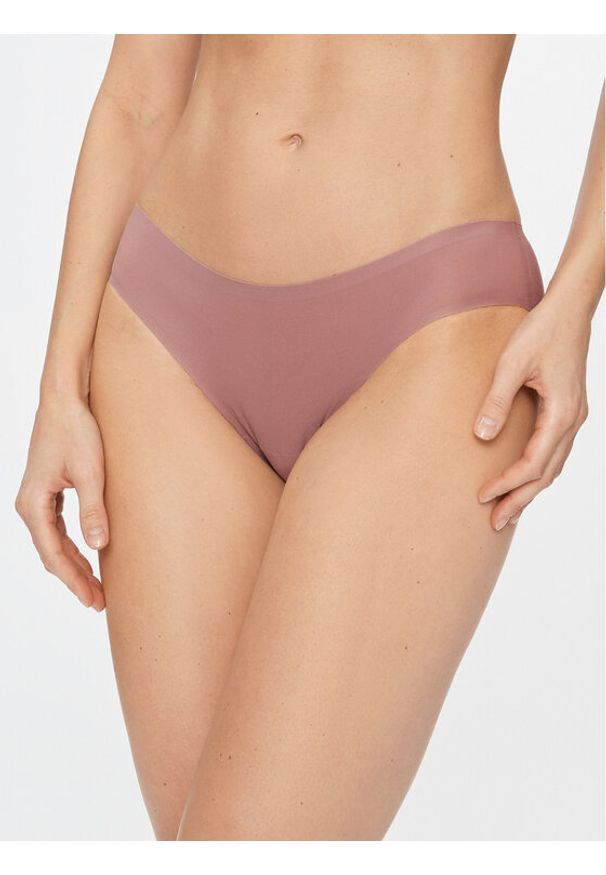 Chantelle Figi klasyczne Soft Stretch C26430 Brązowy. Kolor: brązowy. Materiał: syntetyk