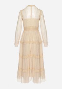 Born2be - Beżowa Rozkloszowana Sukienka Maxi z Koronką Jorissa. Typ kołnierza: dekolt w serek. Kolor: beżowy. Materiał: koronka. Wzór: koronka. Styl: klasyczny. Długość: maxi #7