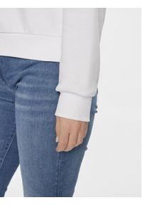 Guess Bluza W4RQ15 K9Z21 Biały Regular Fit. Kolor: biały. Materiał: bawełna #6