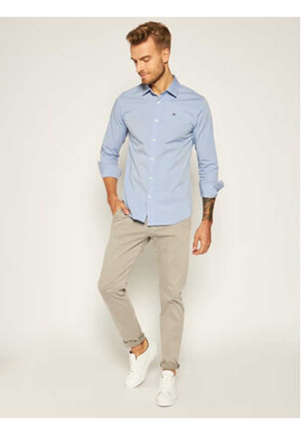 Tommy Jeans Koszula DM0DM04405 Błękitny Slim Fit. Kolor: niebieski. Materiał: bawełna