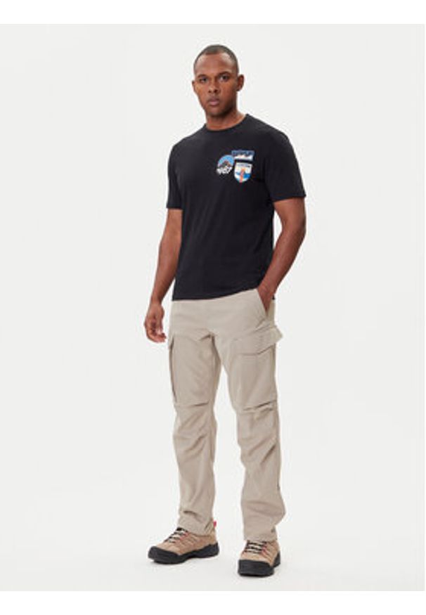 Napapijri T-Shirt S-Montepiana NP0A88SV Czarny Regular Fit. Kolor: czarny. Materiał: bawełna