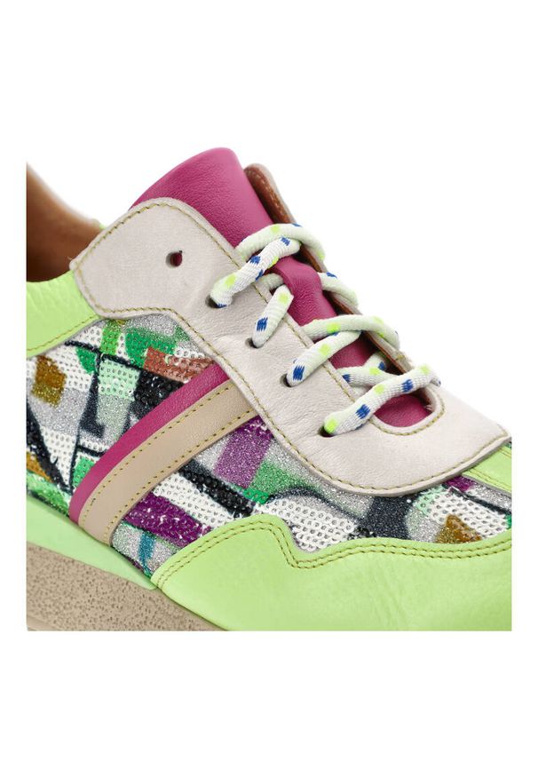 Zielone Sneakersy Maciejka Wyjątkowe Obuwie Damskie. Kolor: zielony. Materiał: skóra