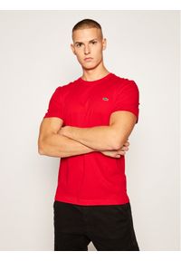 Lacoste T-Shirt TH2038 Czerwony Regular Fit. Kolor: czerwony. Materiał: bawełna