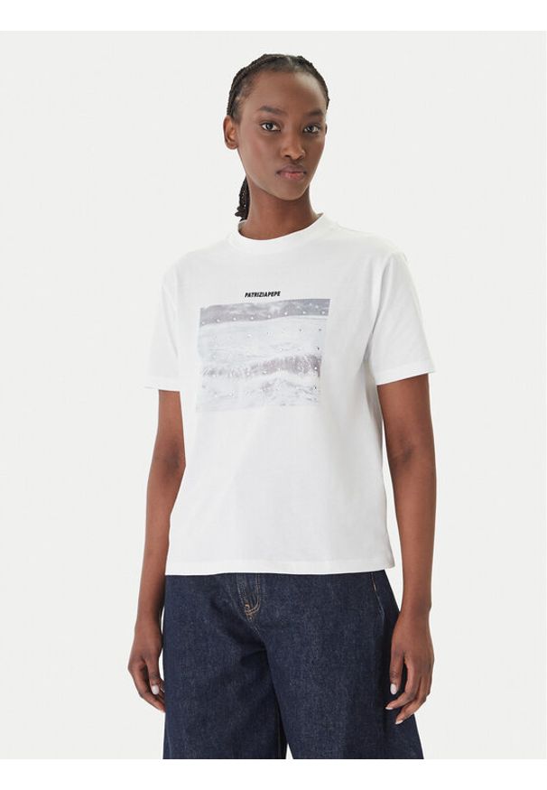 Patrizia Pepe T-Shirt 2M4536/J427-W146 Biały Regular Fit. Kolor: biały. Materiał: bawełna
