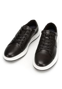 Wittchen - Męskie sneakersy skórzane na gumowej podeszwie. Nosek buta: okrągły. Kolor: czarny. Materiał: skóra. Wzór: kolorowy, jednolity. Sezon: lato #5