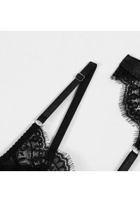 Intica - Koronkowy zestaw bielizny na romantyczne chwile Kaarina. Kolor: czerwony. Materiał: koronka. Wzór: koronka #5