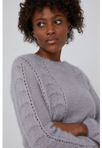 Answear Lab - Sweter z domieszką wełny. Kolor: szary. Materiał: wełna. Długość rękawa: długi rękaw. Długość: długie. Styl: wakacyjny #3