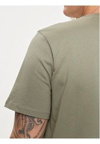 Pepe Jeans T-Shirt Clag PM509384 Zielony Regular Fit. Kolor: zielony. Materiał: bawełna