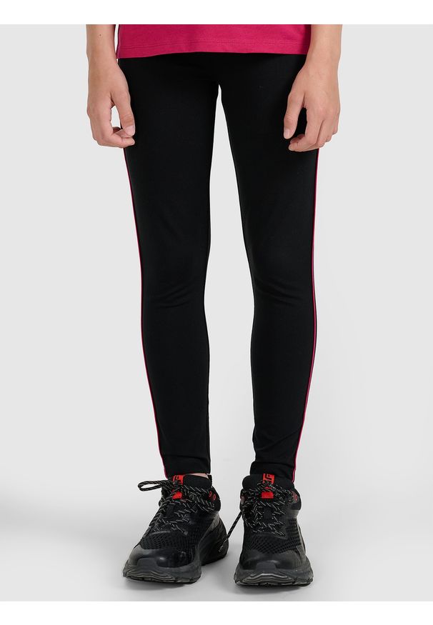 4f - 4F Legginsy dzianinowe dziewczęce - czarne 134 (8-9 lat). Okazja: na co dzień. Stan: podwyższony. Kolor: czarny. Materiał: dzianina. Wzór: gładki, ze splotem. Sezon: lato. Styl: casual, sportowy