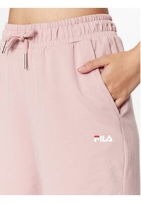 Fila Spodnie dresowe FAW0559 Różowy Relaxed Fit. Kolor: różowy. Materiał: bawełna, dresówka #5