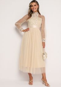 Born2be - Jasnobeżowa Rozkloszowana Sukienka Maxi z Siateczki Ozdobiona Koronką Vireln. Kolor: beżowy. Materiał: koronka. Wzór: aplikacja, koronka. Długość: maxi #6