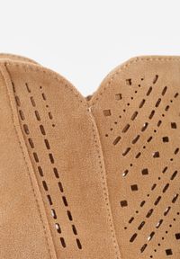 Born2be - Ciemnobeżowe Ażurowe Botki Vices na Obcasie w Stylu Kowbojek Selrith. Okazja: na spacer. Nosek buta: szpiczasty. Kolor: beżowy. Materiał: jeans. Wzór: ażurowy. Obcas: na obcasie. Wysokość obcasa: średni #3